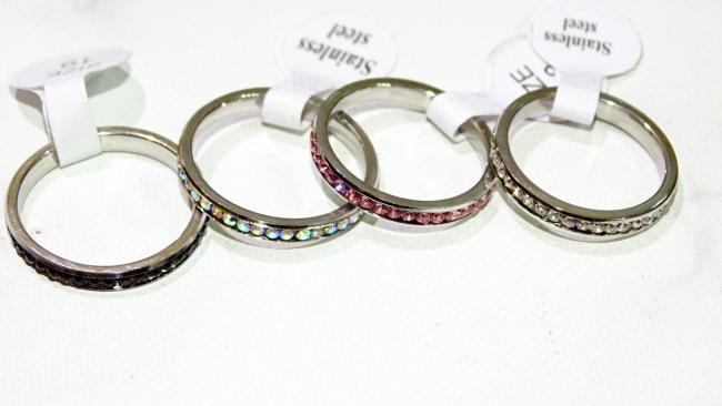 ANILLO ACERO CON STRASS VARIOS COLORES *