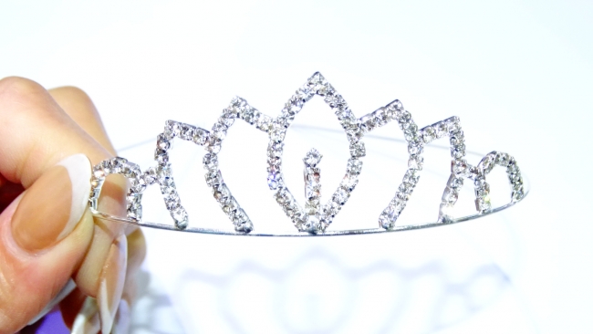 TIARA STRASS