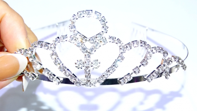 TIARA STRASS