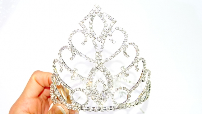 TIARA STRASS