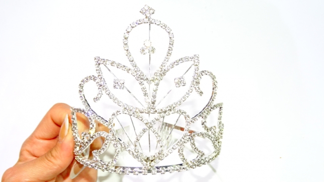 TIARA STRASS