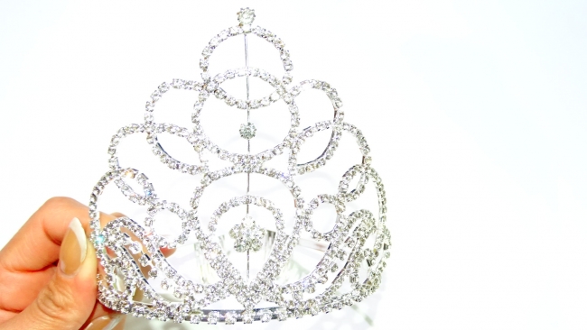 TIARA STRASS