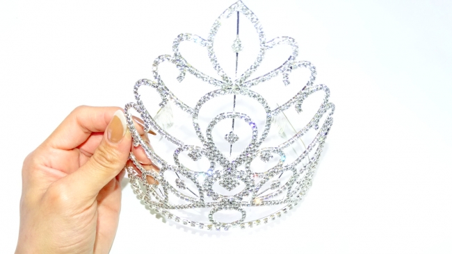 TIARA STRASS