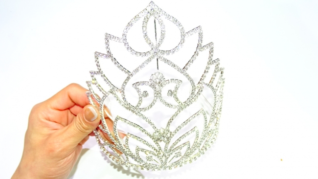 TIARA STRASS