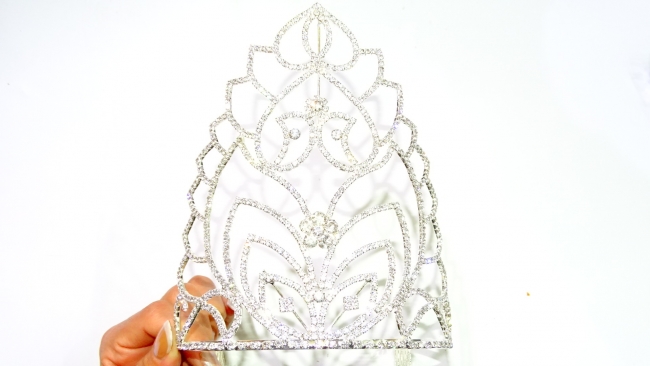 TIARA STRASS